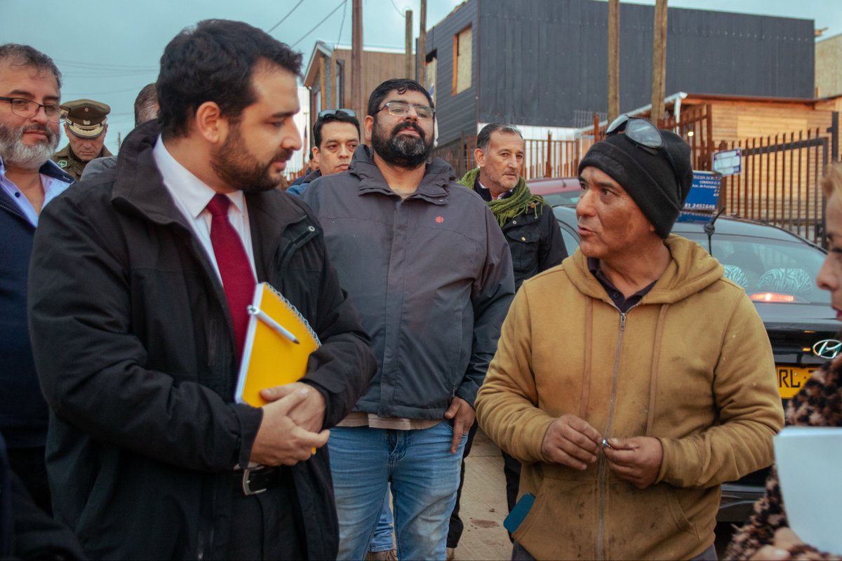 jprodriguezoyar's tweet photo. Servir a Chile como Subsecretario de Hacienda fue el mayor honor de mi vida. Me voy con gratitud, con la certeza de haber dicho siempre la verdad y confiando en que los caminos de Dios son perfectos. Seguiré luchando por la verdad. Todo el éxito a @svallebo1! https://t.co/nkfjOiX137