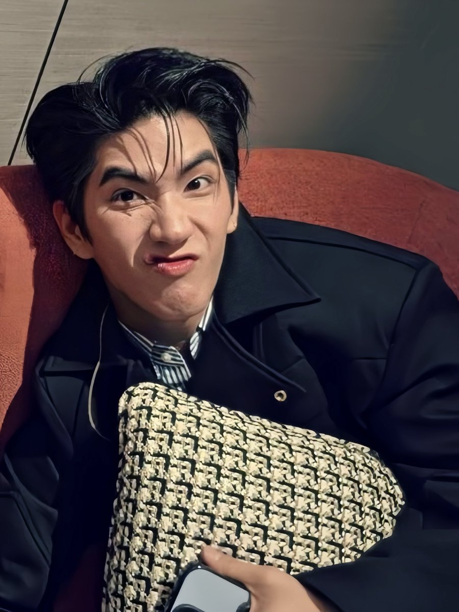 euphoria295's tweet photo. อย่าให้จับตัวได้                    มาจับจิ😼 https://t.co/bdATd18xpa