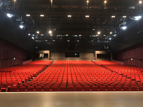 STPR_if's tweet photo. 青春！めておら学園祭～俺たちのやりたいこと全部やる👍～ キャパシティ

COOL JAPAN PARK OSAKA WWホール
1,144席

J:COMホール八王子
2,021人 https://t.co/a70zZTFFPK