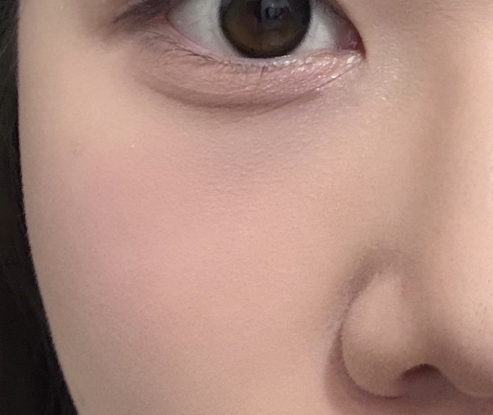 alienttein's tweet photo. #rt이벤트 #협찬 (수익성 링크가 포함되어 있습니다)

본 게시글 RT + 팔로우 해주신 분 중 1분을 추첨하여 어바웃톤 블러셔를 구매할 수 있는 쿠폰을 드립니다!

모두가 입 모아 커버력 좋다고 말한 그 블러셔를 드디어 써봤습니다!! 어바웃톤 스킨 레이어 핏 블러셔 밀크코코아 후기🤎

피부결이랑 모공을 싹 블러 처리해 주면서 뽀송하게 밀착되는데 색감도 미지근+차분해서 너무 예쁘고 지속력까지 미쳤어요🥹 하루 종일 뽀얗게 유지됨!

이번 에이블리 뷰티 페스타에서 고능 가격으로 만나보세요!!
👉https://t.co/cNCtskiqhY