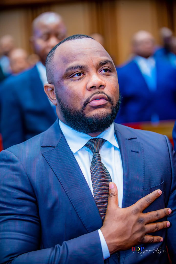 central_sage's tweet photo. #URGENT 🚨 : TIC-TAC POUR TIKTOK ⏰  
Le bannissement de TikTok en #RDC ne serait plus qu’une question de temps. 

Une décision ferme du maître @CBosembe Président en exercice du #CSAC . https://t.co/pOMxeyuCBu