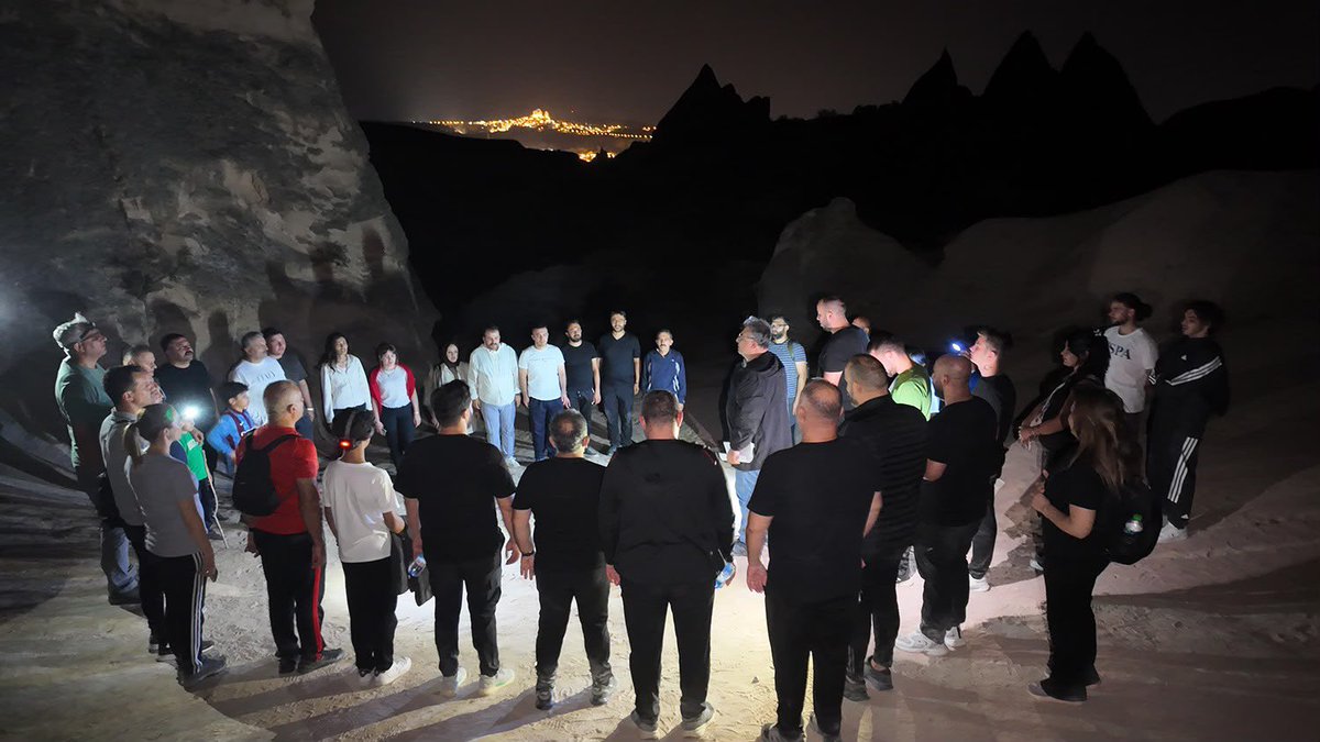 Ulku_Ocaklari's tweet photo. 📍 Nevşehir 

Ülkü Ocakları Nevşehir İl Başkanlığı tarafından, İsmail Gaspıralı Yaz Gelişim Programı kapsamında gece yürüyüşü gerçekleştirildi. https://t.co/N2pTtEYJTA