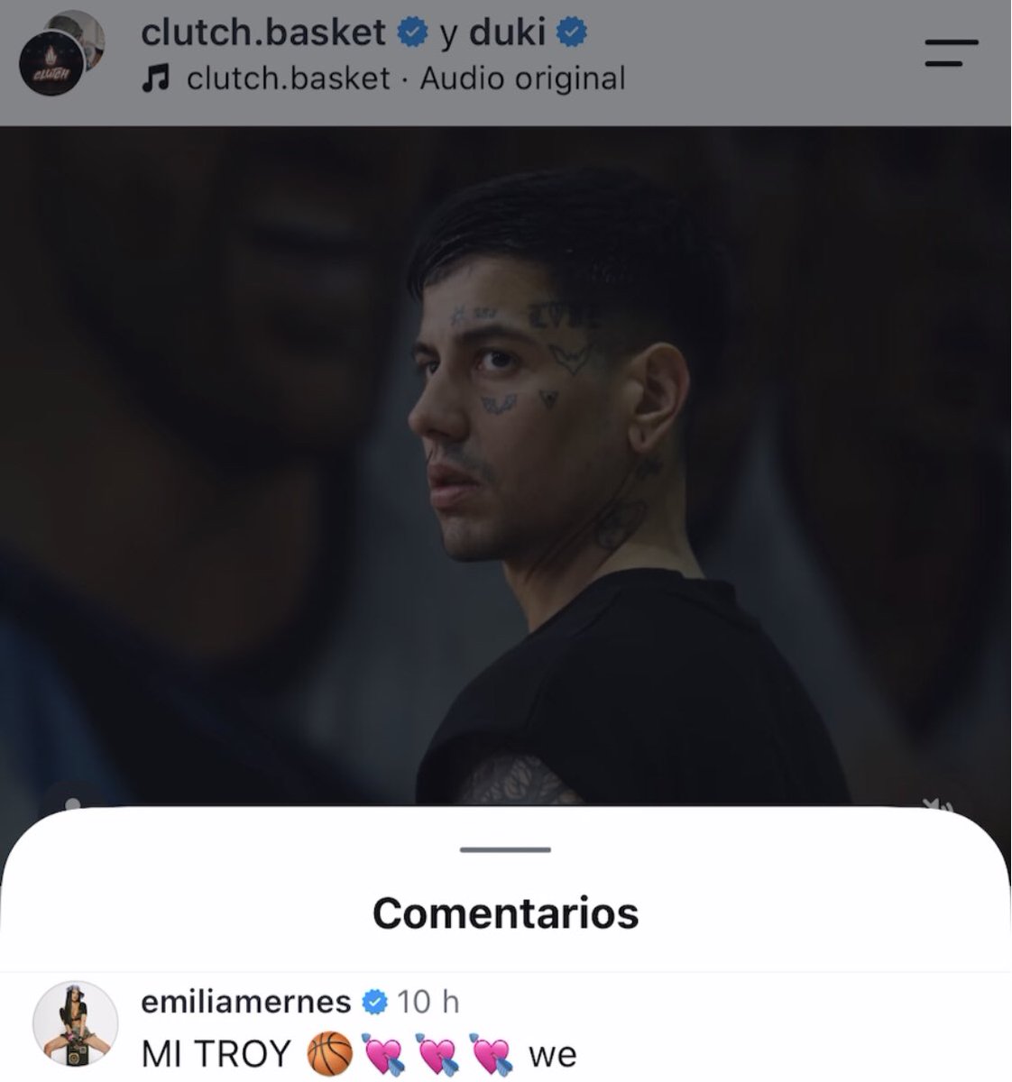 Lerrato_11's tweet photo. ella tiene su troy versión latina 😂 https://t.co/Fz7N1k08yp