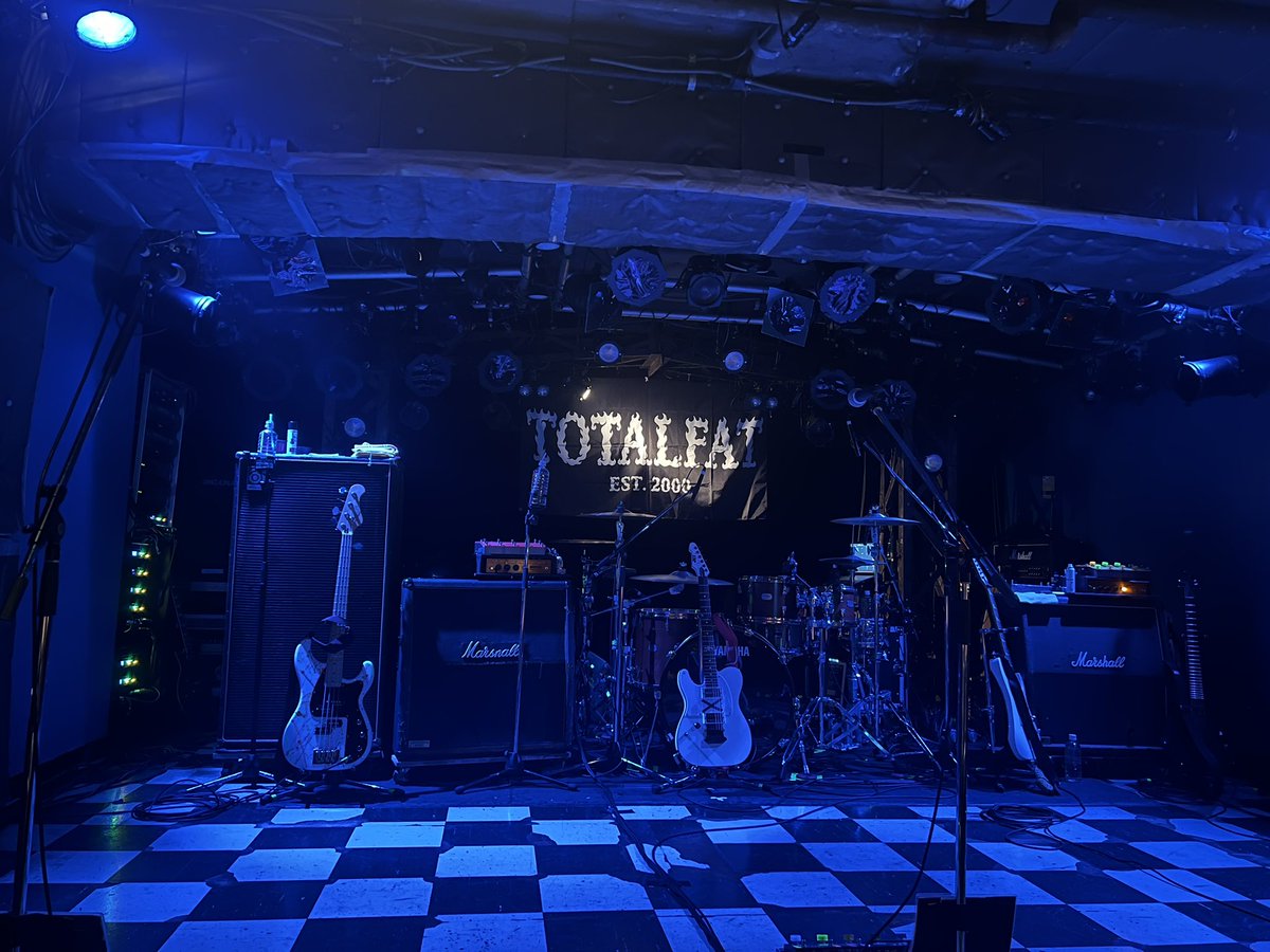 mhp1022's tweet photo. TOTALFAT
“BACK TO THE FOUR-MATION TOUR 2026”
2026.8.10 @新宿LOFT
w/dustbox
TOTALFAT セトリ https://t.co/nkxfkjKRQc
