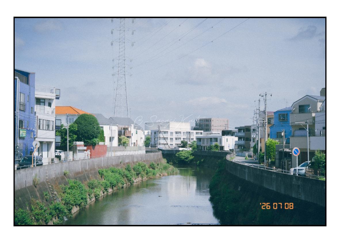 BenihiStudio's tweet photo. Geometry of water and infrastructure. The quiet lines that shape the city's edge.
#StreetPhotography
#UrbanPhotography
#spicollective
#EverydayJapan
#streetclassics https://t.co/WADfXfkLYN