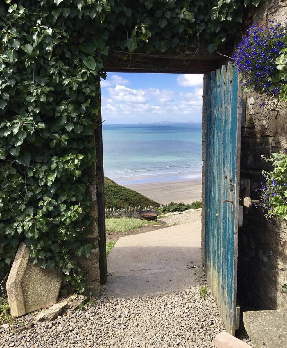 artindetails's tweet photo. paradise awaits https://t.co/jYPb9VQviy