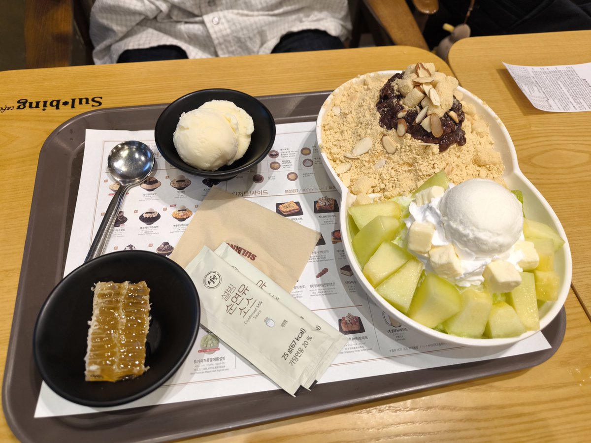 Sushi_VRC's tweet photo. お腹いっぱい~ 배불러~ https://t.co/YD6NkMhC1K