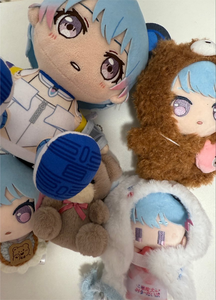 ritsu_yumemita's tweet photo. りつぬいちゃんとあそぼう
キッズチャンネル配信ありがとうございました。
ホラー、狂気的 と言われてしまいましたが、カワイイ配信ですよ。
ほら、りつぬいちゃんたちも、笑っています。 https://t.co/B8WyBEBPb5