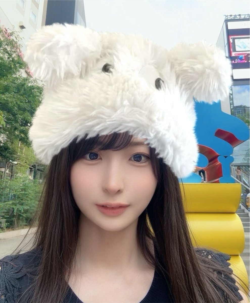 rino27487810's tweet photo. 渋谷ありがとう
ございました(｡• •｡)
これなんなんだろう🐰笑 https://t.co/Z34iNKJBQK