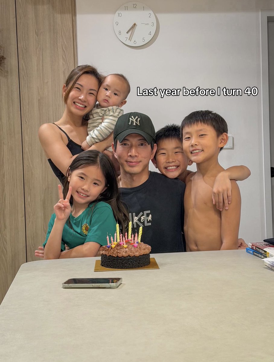 kangminlee's tweet photo. This Asian couple fell in love at 20, got married, built a life together, and had 4 kids all before 40

This is the way https://t.co/Q2Pa7MqJjv