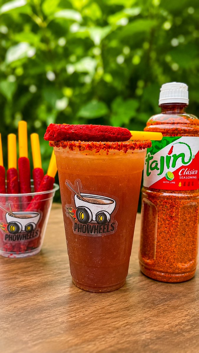PhoWheels's tweet photo. Pick your sip at PhoWheels:
🍋 Limeade
🍍🍉 Pineapple Watermelon Refresher
☕ Vietnamese Coffee
🌴 Tamarind Lemonade — DC location!

Grab the crew and come thru ! 

🚚 Food Truck📍Private @ Bethesda NIH Campus 11-2pm - Private For Staff

#dmv #dmvfood #dmvfoodie #dceats #fyp https://t.co/djVrrwpOqd