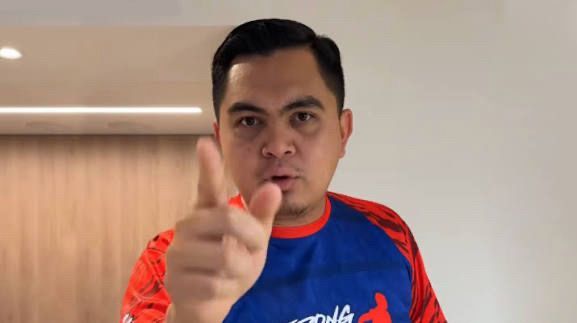 harakakdailyHD's tweet photo. Akmal Saleh arah seluruh anggota Pemuda UMNO untuk berdiam lembu berkaitan isu bendera di Terengganu.

“Ingat lembu semua,” ujarnya. https://t.co/Lll3g22phW