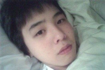 s23x88's tweet photo. 저랑 트친이되어주실 빂분들찾슴미다ㅜㅜ https://t.co/8lclkGeKAP