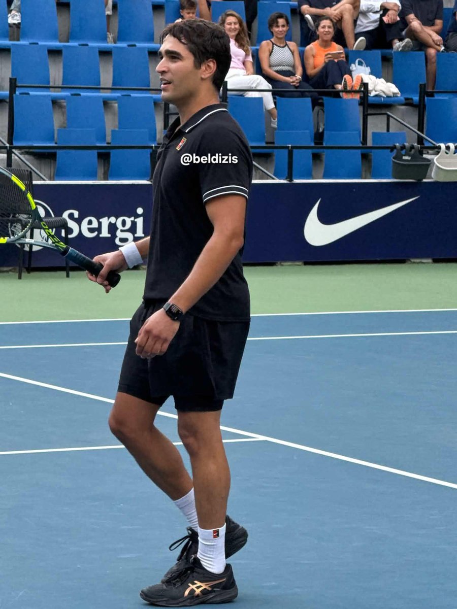 beluniverse's tweet photo. 🎾🧸
#MertRamazanDemir https://t.co/ZKU3GouLv9