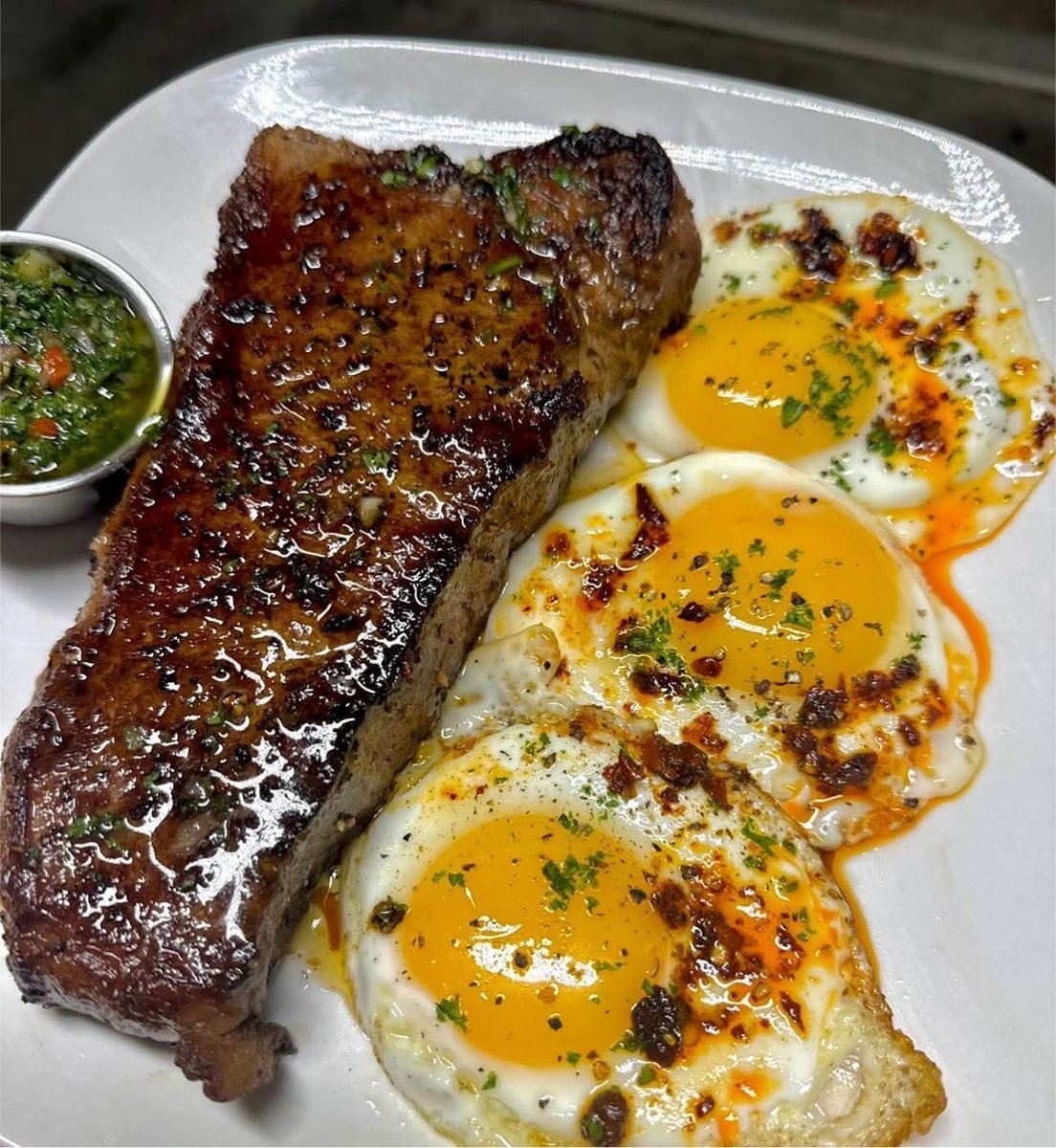 bossbabejass's tweet photo. Steak Lovers 😍 https://t.co/jssNjanHm8