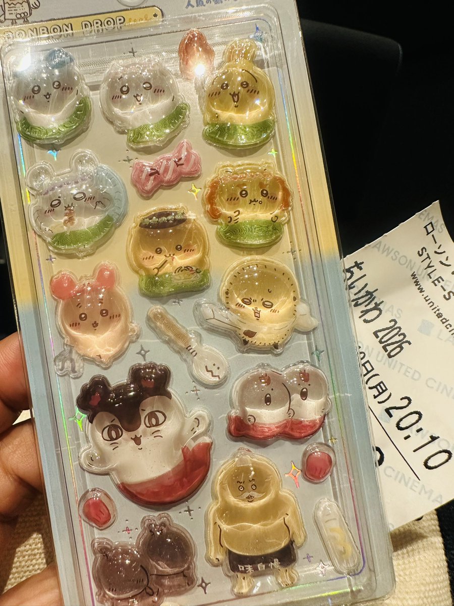 eny318's tweet photo. ちいかわ見てきた！セイレーンがサイコパスだし内容は火曜サスペンス劇場だしこれ本当に子どもたち見てんのーーーーーーー？！？？笑 https://t.co/r58UfBRcFC