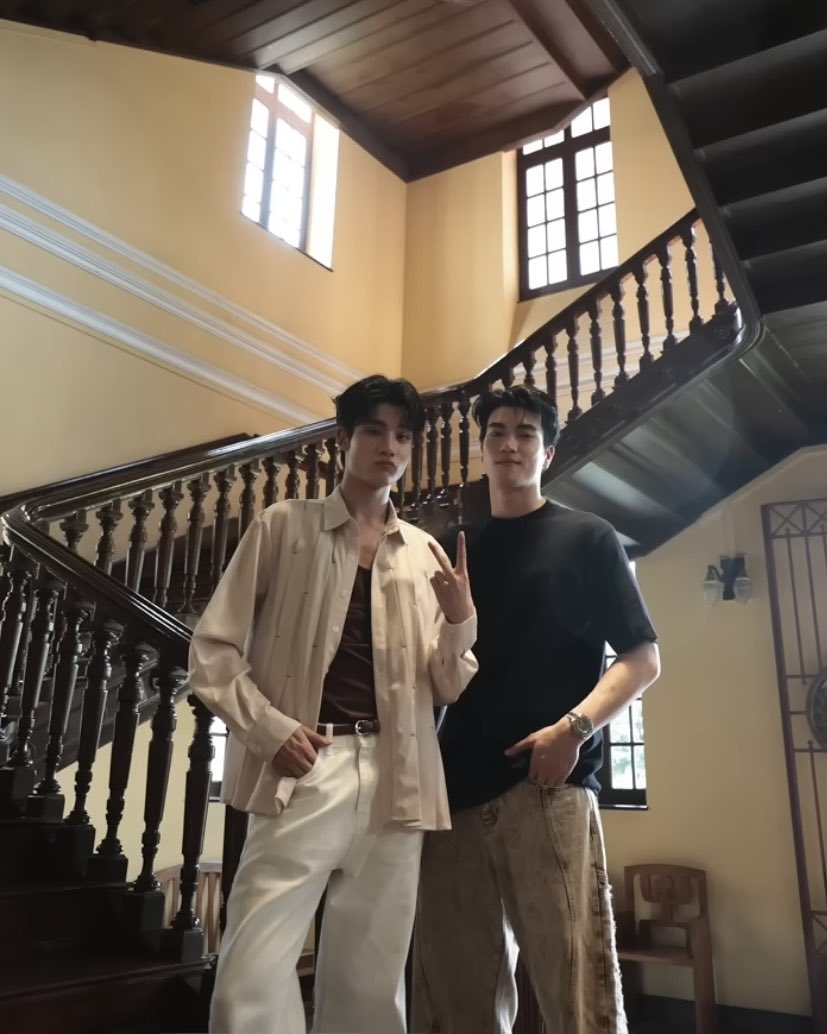 im63hq's tweet photo. ห้ะ จับมือถือแขนเป็นอะไรกันคะ ? ( 🪦🧘🏻‍♀️🪦🧘🏻‍♀️)

#RouteดังองอินEP1 #innongsa .ᐟ ⑅ https://t.co/hSfoqmHkoX