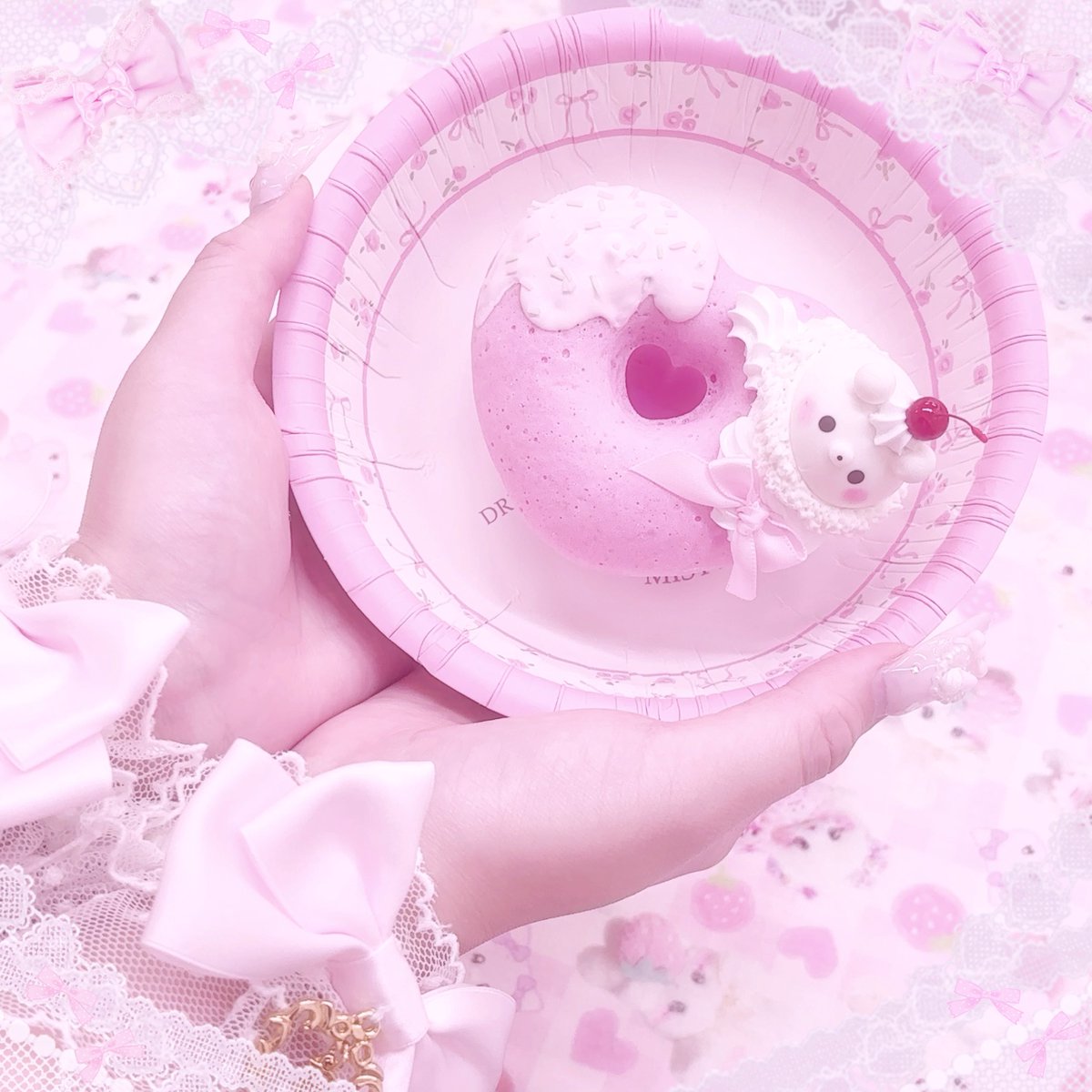 s2_x_x15___'s tweet photo. ひなくまどーなつ･･♡(⁄>⁄ω⁄<⁄｀)萌ｪ🎀🍥 https://t.co/AsRYcWkhr5