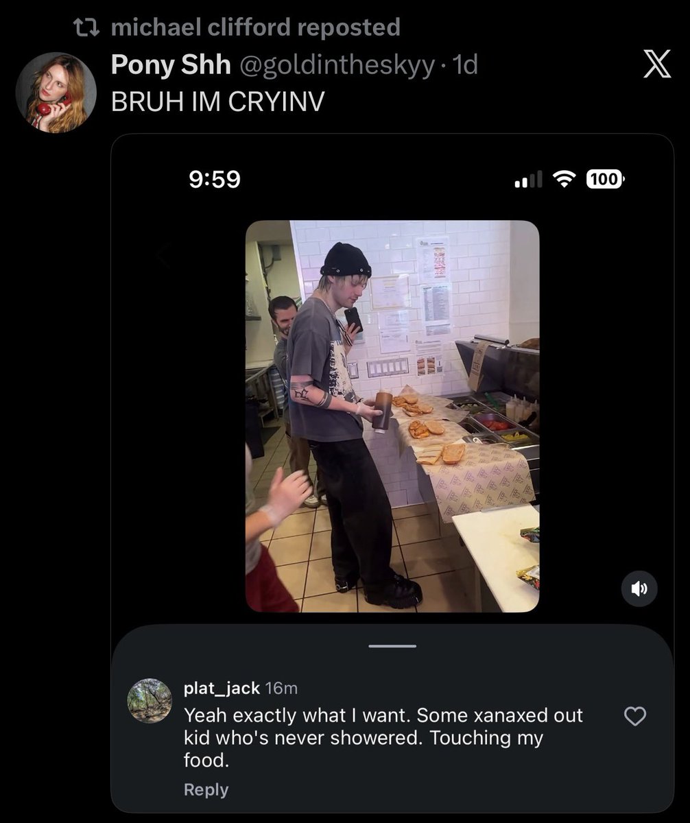 wasteit's tweet photo. truly two different people https://t.co/RsjwPJQf7z