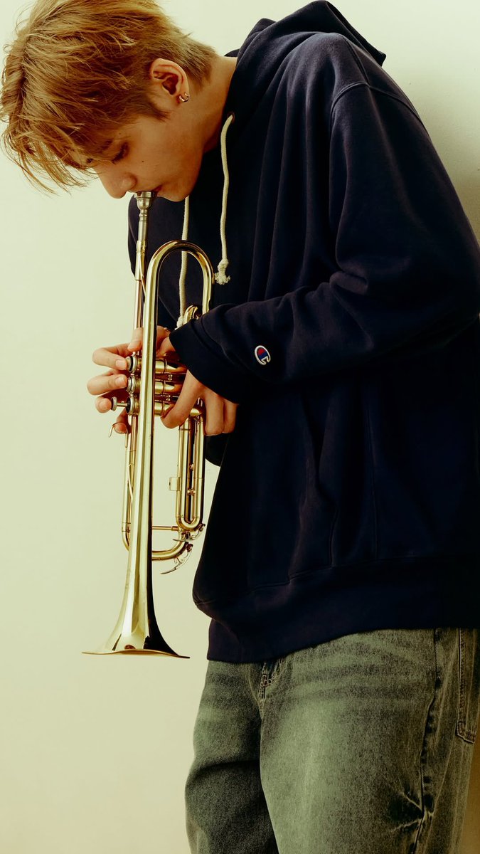taeguide's tweet photo. Taehyung playing the trumpet https://t.co/3eeXcV7k96
