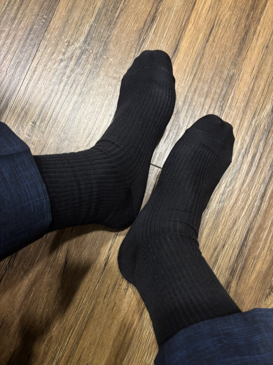 Andyche51459261's tweet photo. (圖文不符)
最近跟男友愛愛都是邊舔他的腳底
超級爽
他沒有特別癖好
但只要我喜歡他都願意配合
我說下次要來點西裝劇情他也說好
絲襪準備好要給男友穿了
他會不會愛上🥵🥵 https://t.co/RzDWurS2Fk