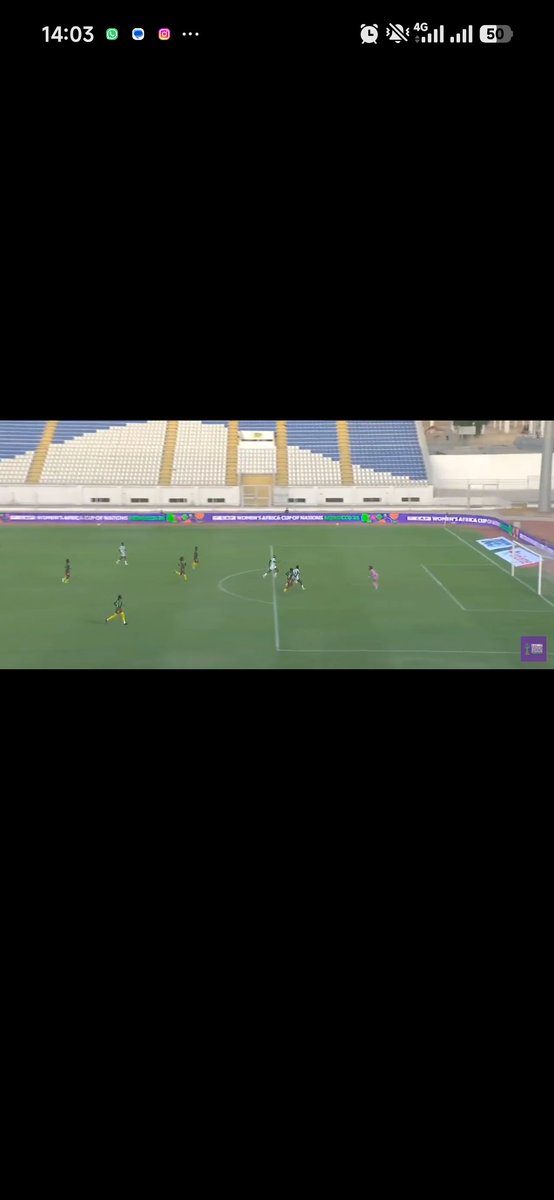 gen2stalley's tweet photo. It would've been fair if to complain she didn't score but saying she should pass the ball to Asisat in this scenario just means you are clueless about football. 98 Out of 100 strikers will definitely shoot to score in this position and the remaining 2 that decided to pass ain't elite strikers.