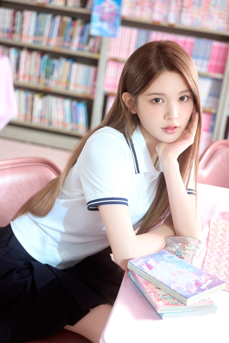 Hearts2Hearts's tweet photo. ICONIC HEART MV Image #A_NA

Hearts2Hearts The 1st Japan Single
【ICONIC HEART】
➫ 2026.08.12 (KST/JST)

🪄https://t.co/ydIUKNrPPI
💿https://t.co/fEG0vnZX2R

#Hearts2Hearts #하츠투하츠 #H2H
#ICONICHEART #Hearts2Hearts_ICONICHEART https://t.co/qGsebkkDtv