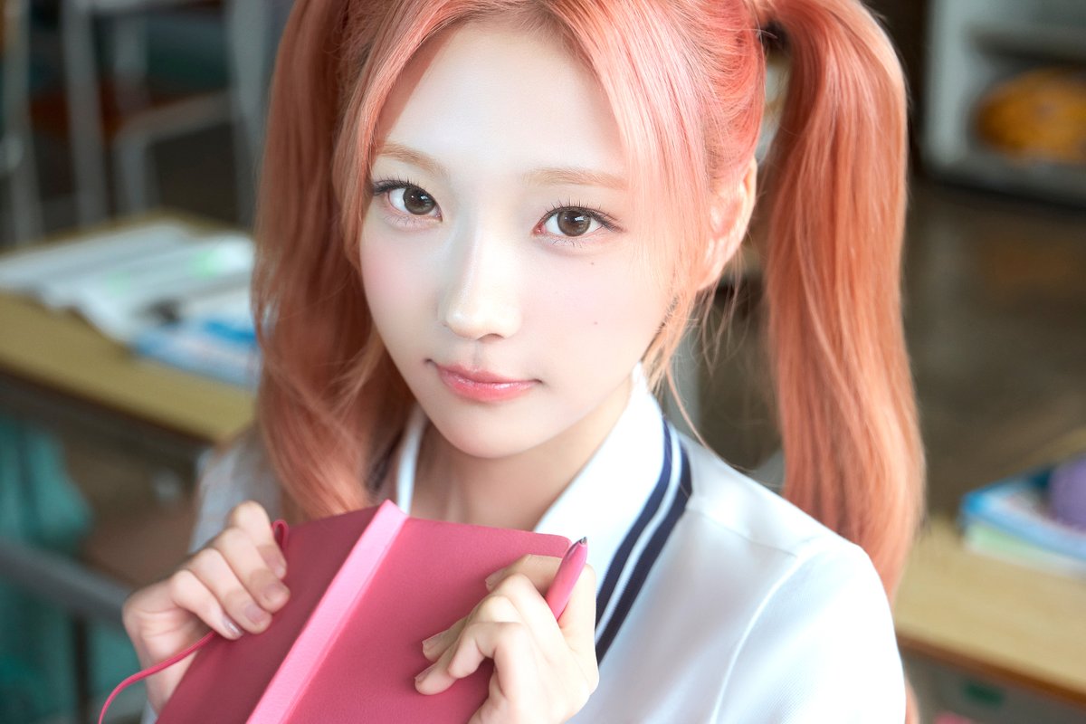 Hearts2Hearts's tweet photo. ICONIC HEART MV Image #STELLA

Hearts2Hearts The 1st Japan Single
【ICONIC HEART】
➫ 2026.08.12 (KST/JST)

🪄https://t.co/ydIUKNrPPI
💿https://t.co/fEG0vnZX2R

#Hearts2Hearts #하츠투하츠 #H2H
#ICONICHEART #Hearts2Hearts_ICONICHEART https://t.co/bqWf9Qz91x