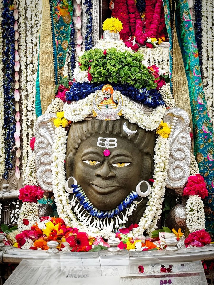 12Jyotirling's tweet photo. श्री महाकालेश्वर संध्या आरती दर्शन | 10.08.2026

Shri Mahakaleshwar Sandhya Aarti Darshan | 10.08.2026 https://t.co/7nauPbPG4f