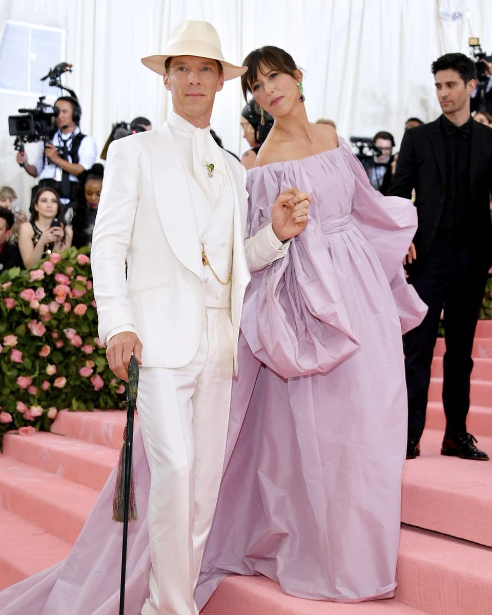 benedictinframe's tweet photo. Benedict Cumberbatch and Sophie Hunter in the MET Gala, 2019 https://t.co/eEzne0KAQs