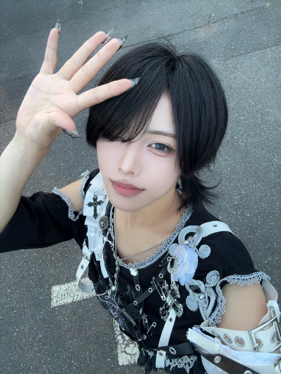 yuna_adamth's tweet photo. もっと奔放でいい https://t.co/XXmywTEMvo