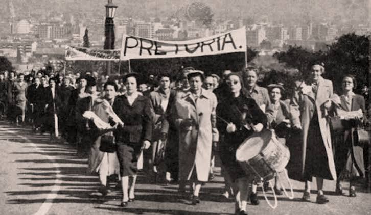 LuthuliResearch's tweet photo. We honour all the women who, led by faith and resilience, gathered 20,000 strong to rise against the unjust pass laws. We remember the Big Four—Lillian Ngoyi, Helen Joseph, Rahima Moosa and Sophie de Bruyn—and the many women who stood alongside them. 🇿🇦 #Amandla #SouthAfrica https://t.co/95nP1fx68f