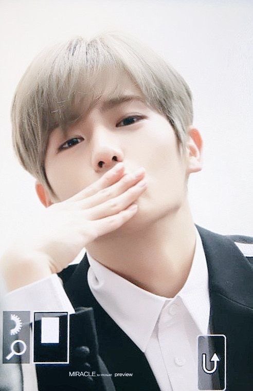 lveeww's tweet photo. 와……,…. 횬프로디테 미모수준 https://t.co/8YYzPK8FP4