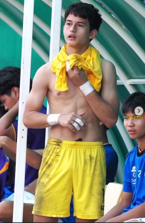 Exonsingxxml's tweet photo. แดเนียล หล่อน่ารัก ใหญ่ๆ  ดาว ตต แตก
#อยากดูต่อรีไป #เดะมาลง #ติดตาม #เข้ากลุ่มทักมา  เทเล https://t.co/kUXUnDm2mm https://t.co/gqGrDNavdi