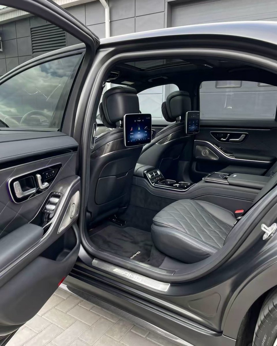 LuxuryMercedes's tweet photo. Mercedes-Benz Sclass W223 https://t.co/yHmgZhYRX1