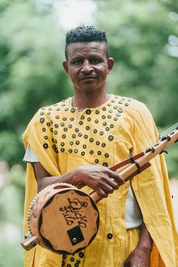 almuube's tweet photo. What’s in a name? The case of the Dikko/Dicko
Dikko:  is name of the first-born, whether male or female. 
In Fuuta Tooro (Northern Senegal, southern Mauritania and Western Mali), the name is mostly applied to female first-born, while Hammadi is preferred for the male firstborn. 
In Arewa (Northern Nigeria), it is a male first name, or at times a patronymic, applied to all [since Nigerian Fulanis have lost their yettoode, their clan names, for the most].
Dikko doesn't seem to be very popular in Fuuta Jalon (Guinea and a part of Guinea Bissau).
In Maasina, Jelgooji and Liptaako (central Mali, north and eastern Burkina Faso), Dikko (spelled Dicko) is a last name, or rather, a title. In the olden days, it was used for clan leaders among the Fulani, a title used by war leaders. It has become a last name in the current era. The use of Dikko to reference clan leaders is not restricted to Fulani; indeed, Moors from the Awlad Mubarak [Awlad Mbarek] of the Hawdh [southeastern Mauritania] use Dikko as a panegyric for their clan leaders. The Awlad Mubarak having long been neighbours and in contact with Fulbe clans.
From Dikko, you have dikkaade, a verb meaning ‘to be pregnant for the first time’ in Fulfulde.
Reedu-dikkuuru means ‘first pregnancy’. By using the nominal class -ndu, dikkuru can refer to any animal firstborn. Dikke-nyale, then means a 'first-born heifer'.
And ‘dikko-ladde’, i.e. ‘the eldest in the forest/bush’ is a euphemism to refer to the lion, ‘king of the forest’.

In the pictures, some famous 'Dikko'. Clockwise: Imam Mahmoud Dicko of Mali, Muhammad Dikko, emir of Katsina [r.1904-1944] in Nigeria, the musician 'Dicko fils' [Moulaye Dicko] of Burkina Faso.
