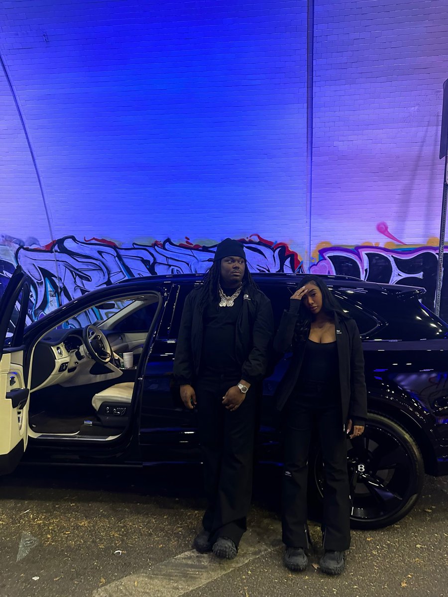 wavecheckers's tweet photo. LUCKI &amp; his girl went all black 🖤 https://t.co/gel1t6cFXT