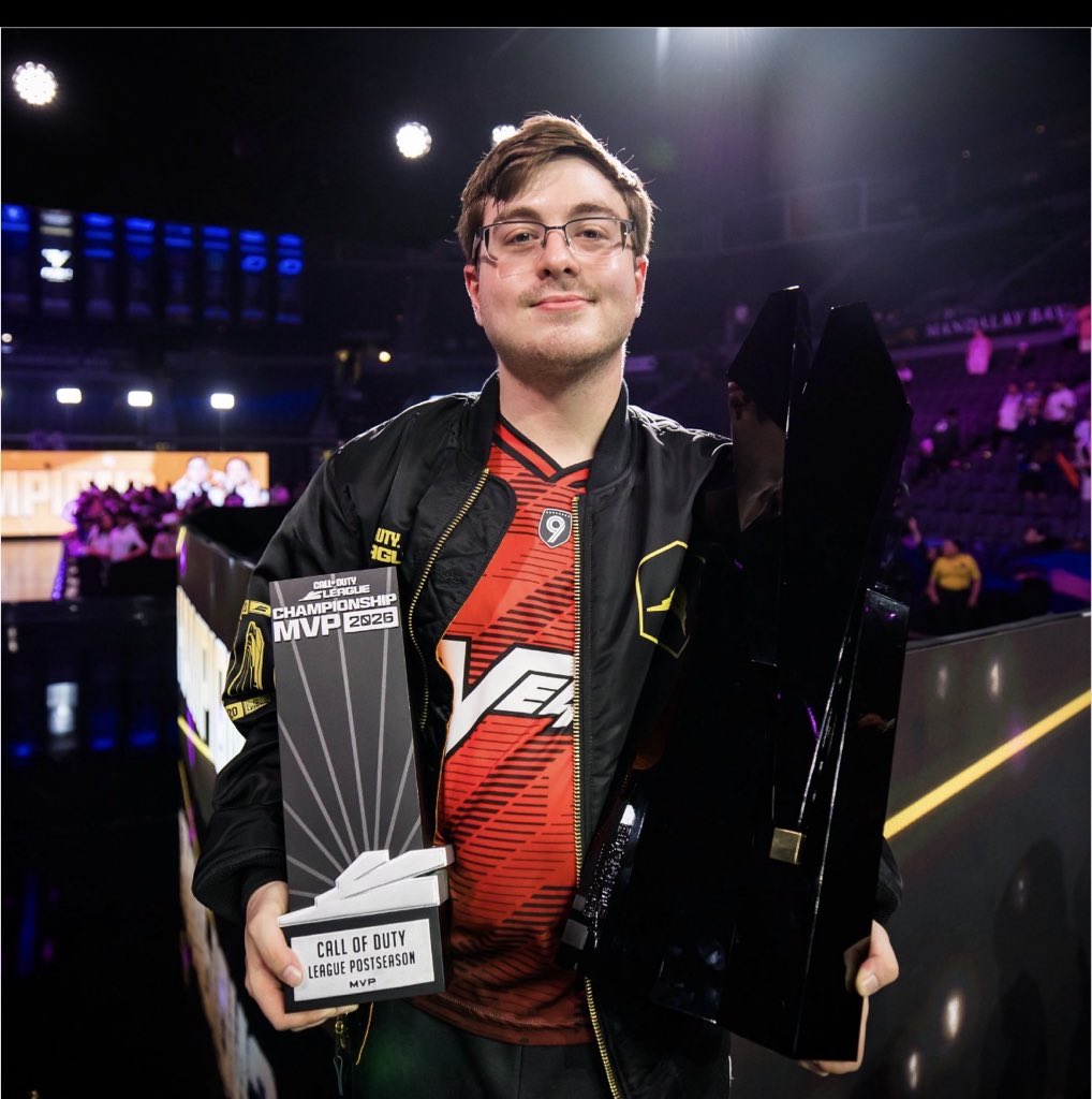DashBashd6pr's tweet photo. @H3CZ @Huke @DashySZN @Shotzzy @Tbemercules @DKarma @JPKrez Shame you couldn’t win the real one https://t.co/xcS58TWck7