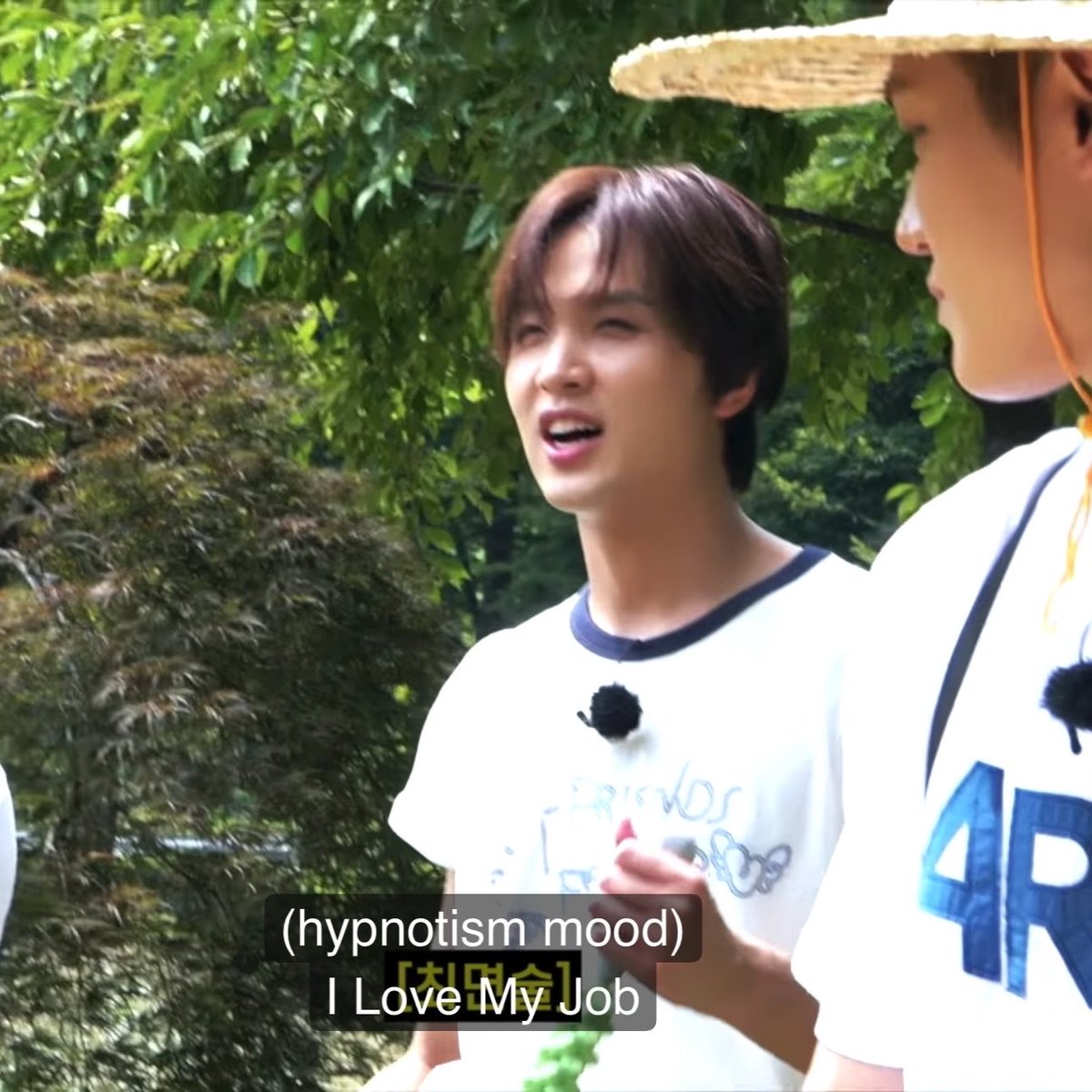 remlee_13's tweet photo. “I love my job”      แต่เลิกงานกลับก่อนคนแรก https://t.co/jkNbL2JKPn