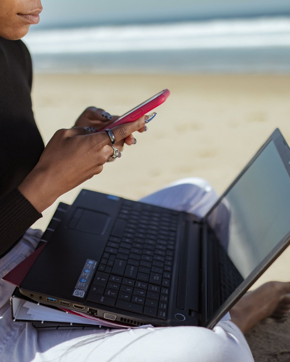 PepcomEvents's tweet photo. Summer has us taking our work to the beach… ☀️💻🌊

But behind the scenes, we’re hard at work preparing for our next event in NYC! 🎄✨

Holiday Spectacular! is coming Wednesday, October 28th. 📅

Save the date and get ready to kick off the holiday season with Pepcom! 🗽🎁 https://t.co/XkXLsvxf7L