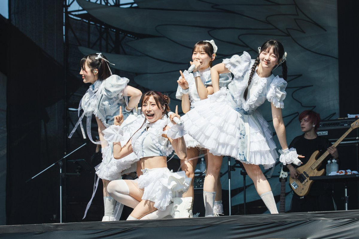 luckyfm_fes's tweet photo. 【SetList + Live Photos】yosugala（Opening Act）
LuckyFes'26
WING STAGE 8/10(月)  9:20〜
▶︎https://t.co/0hC3bSuatl

【SetList】
1. aspiration
2. No border
3. バニバニラ
4. コノユビトマレ
5. indigo
6. canvas
7. Sparkle

@yosugala_info
#yosugala https://t.co/n412Zn7Yqr