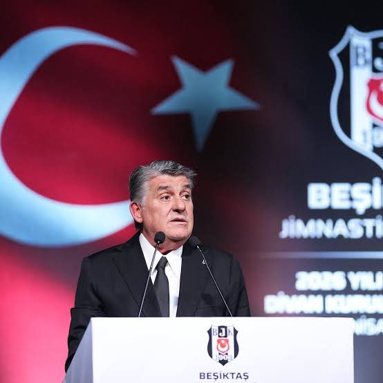foootballo's tweet photo. 🚨 Serdal Adalı yapacağınız yorumu okuyacak olsaydı, sadece Beşiktaş menfaatlerini düşünen münferit bir taraftar olarak ona ne söylemek isterdiniz ?

Bu yorumların çoğunu Beşiktaş yönetiminin göreceğinin bilincinde olun, küfür hakaret etmeden yazın.. https://t.co/ADHnaXc9d3