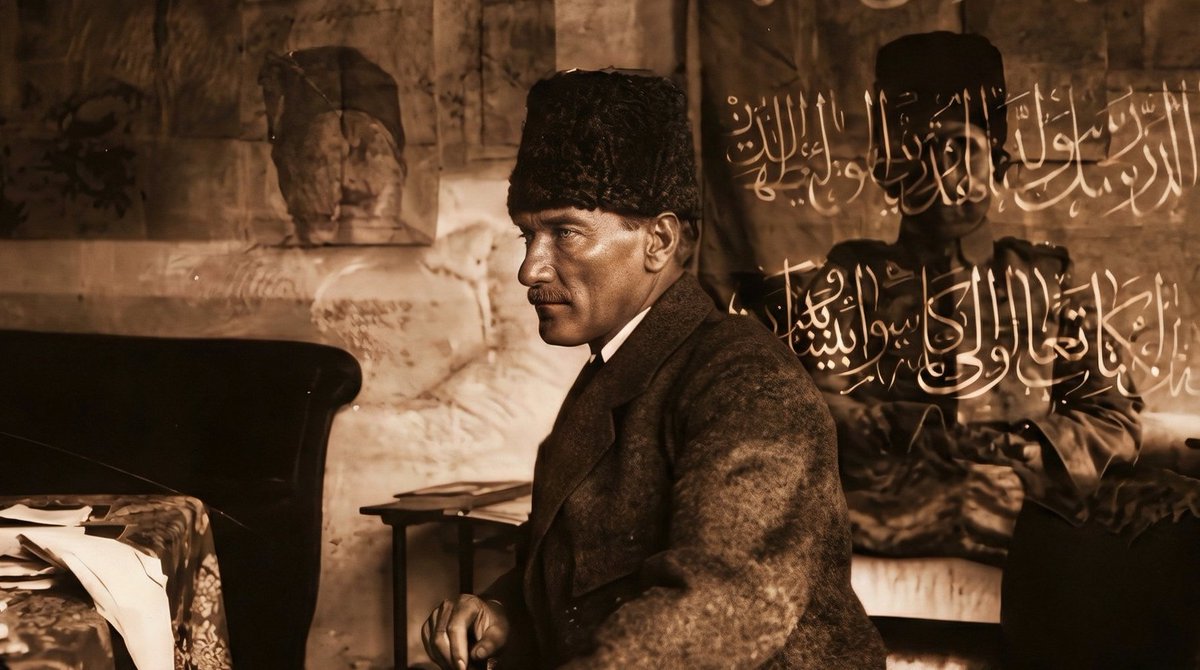 CanOsmanAksoy's tweet photo. Uluslar, egemenliklerini geçici bile olsa, bırakacağı meclislere dahi gereğinden fazla inanmamalı ve güvenmemelidir. Çünkü meclisler bile despotluk yapabilir ve bu despotluk bireysel despotluktan daha tehlikeli olabilir. Meclislerin öyle kararları olabilir ki, bu kararlar ulusun yaşamına giderilmesi olanaklı olmayan zararlar verebilir.