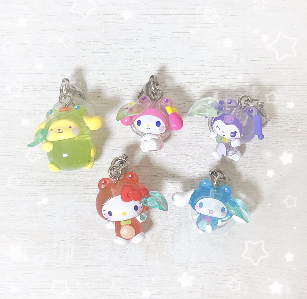 pyontam02's tweet photo. 朝イチでたまごっちカスタムキーリング買いに行ったらお目当てのまめっち出た✨

そして！！！！けろけろ！！！！
やっと😭😭🙏🏻🩷💕🎉✨🌱
6月回せなくて、ずーーーっと待ってて、何度も逃して、念願の！！！！
かわいすぎるよ…🥲🌈 https://t.co/xV3gQ3ME2h