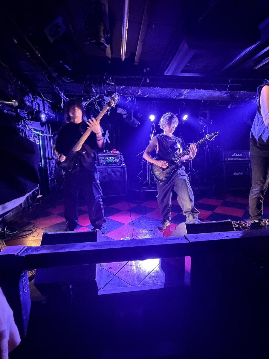 masnobumusoliv1's tweet photo. 暴れてもええし
聞き入ってもええ
芸術性が高いハードコア https://t.co/LWJ1JcURLn