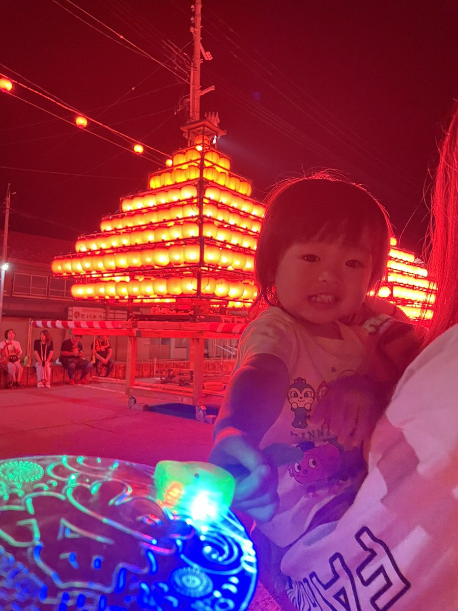 luv_aristo's tweet photo. 娘氏、親友と2年連続の灯まつり！
息子氏、初の灯まつり！

今年もいへったじゃぁ😚
#りんご娘 https://t.co/P5XVAHNik2