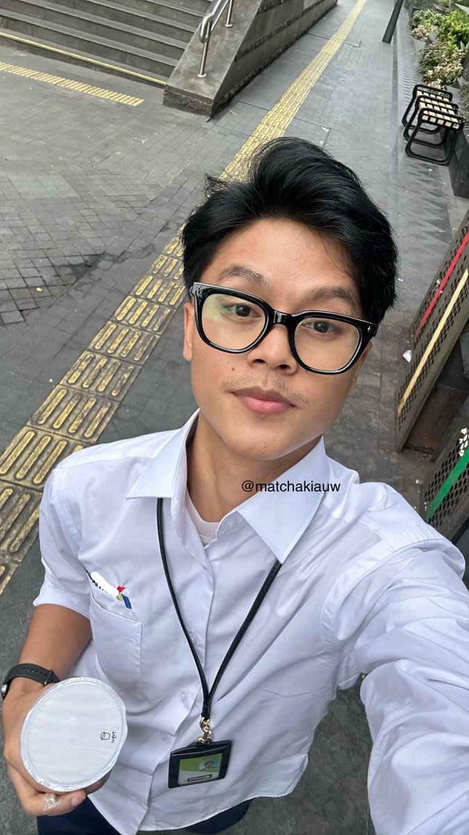 matchakiauw's tweet photo. late post gk papa kan? https://t.co/lkkiGpFdJv