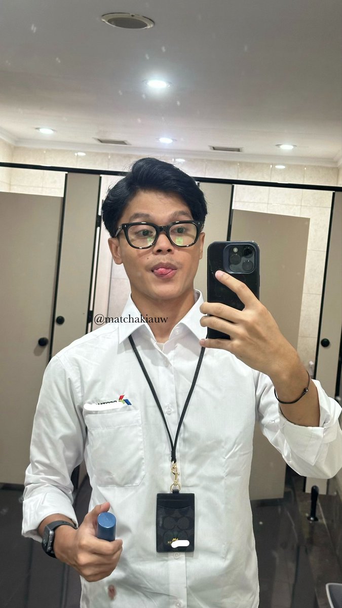 matchakiauw's tweet photo. late post gk papa kan? https://t.co/lkkiGpFdJv