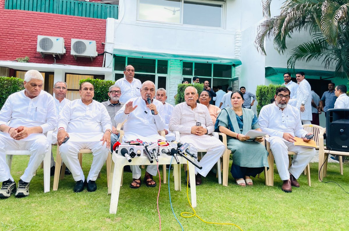 BhupinderShooda's tweet photo. आज चंडीगढ़ में कांग्रेस विधायक दल (CLP) की अहम बैठक ली। https://t.co/kGAYZCwKbU