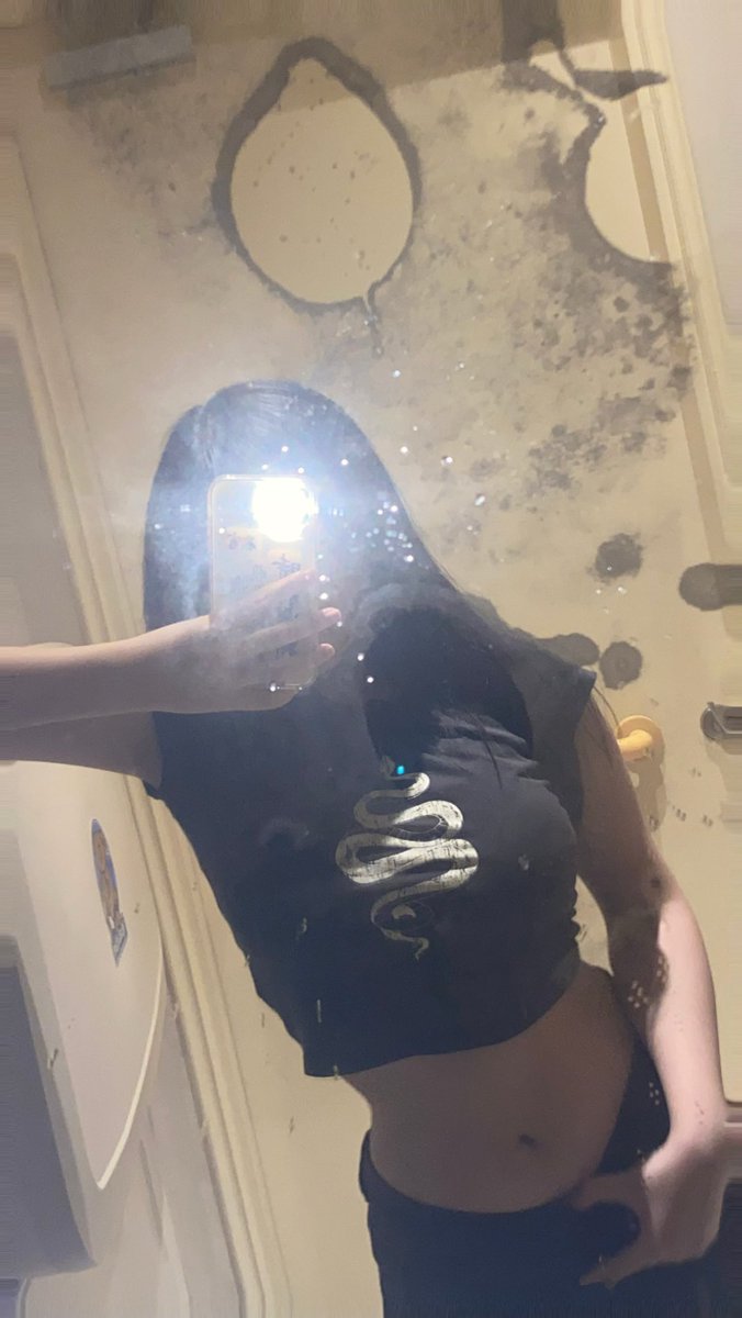 Debbieffs_'s tweet photo. #singapore🇸🇬 bare face? https://t.co/X1D3GVwxko